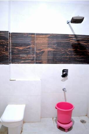 Imagen general del Hotel Rudraksh And Restaurant. Foto 6