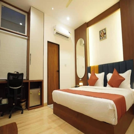 Imagen de la habitación del Hotel Rudravue. Foto 8