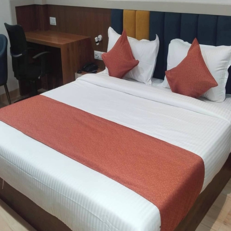 Imagen de la habitación del Hotel Rudravue. Foto 10