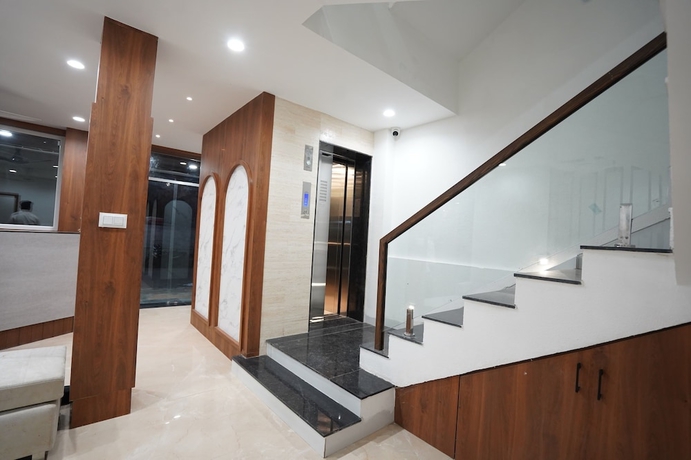 Imagen de los interiores del Hotel Rudravue. Foto 14