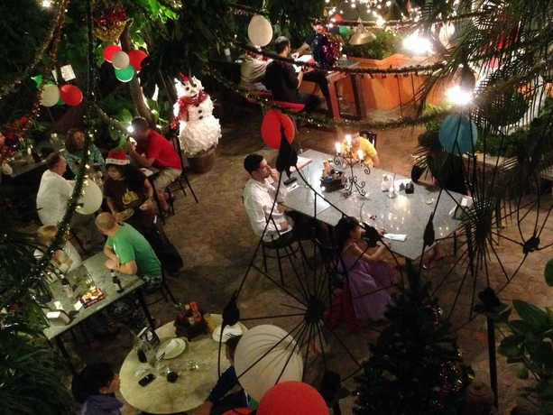 Imagen del bar/restaurante del Hotel Ruean Thai. Foto 4