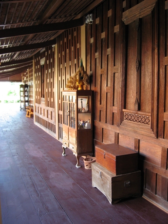 Imagen de los exteriores del Hotel Ruean Thai. Foto 13