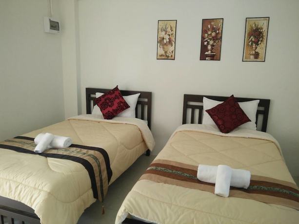 Imagen de la habitación del Hotel Rueangrat. Foto 4