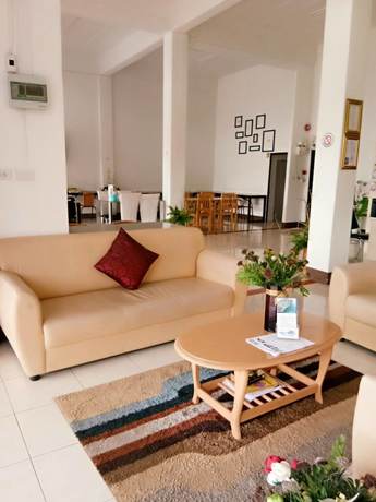 Imagen de los interiores del Hotel Rueangrat. Foto 15