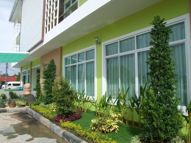 Imagen de los exteriores del Hotel Rueanrimnam. Foto 6