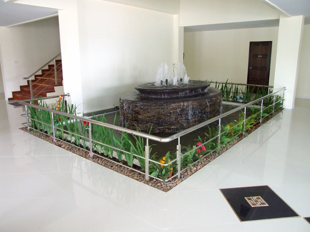 Imagen de los interiores del Hotel Rueanrimnam. Foto 8