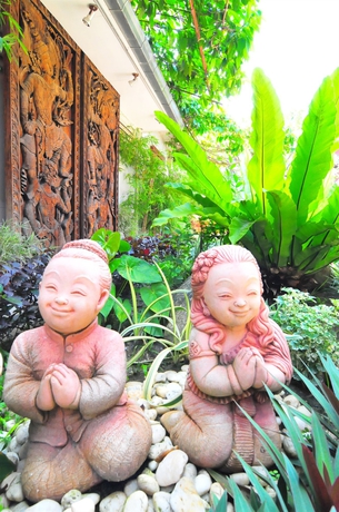 Imagen de los exteriores del Hotel Ruen Kanok Thai House. Foto 10