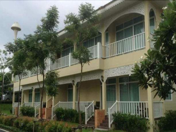 Imagen de los interiores del Hotel Ruen Maihom Riverside Cottage. Foto 15