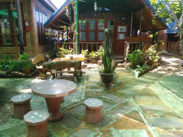 Imagen del bar/restaurante del Hotel Ruennamyen Resort. Foto 5
