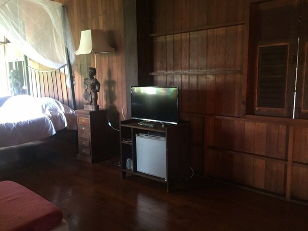 Imagen de la habitación del Hotel Ruenthairimhaad Resort. Foto 23