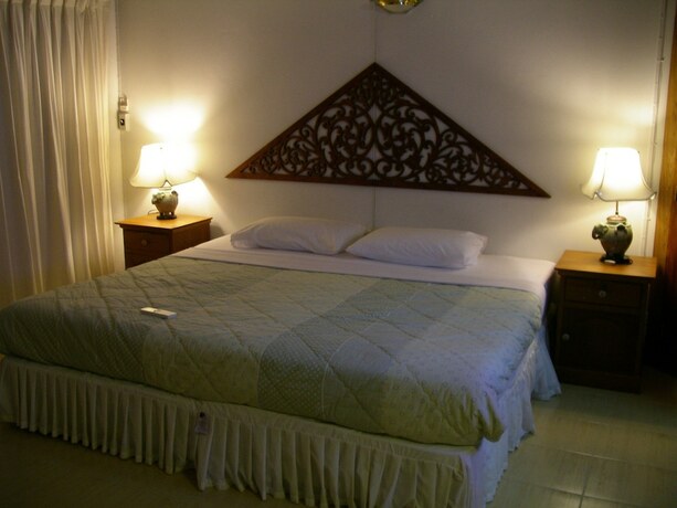 Imagen de la habitación del Hotel Ruenthairimhaad Resort. Foto 26