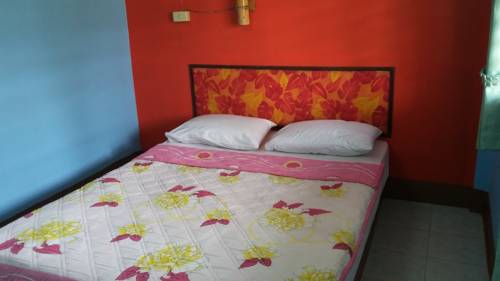 Imagen de la habitación del Hotel Ruenview Resort. Foto 7