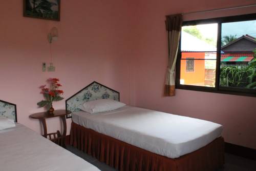 Imagen de la habitación del Hotel Ruenview Resort. Foto 14