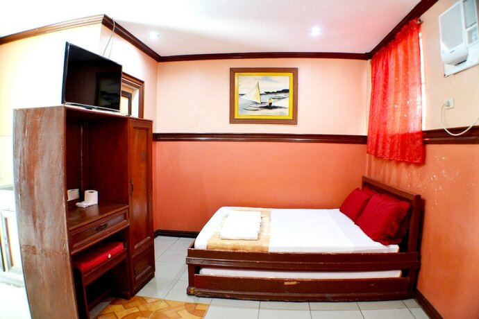 Imagen de la habitación del Hotel Rufina's Leisure Center. Foto 17