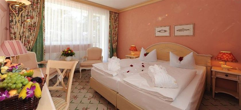 Imagen del bar/restaurante del Hotel Rugard Thermal Strandhotel. Foto 3