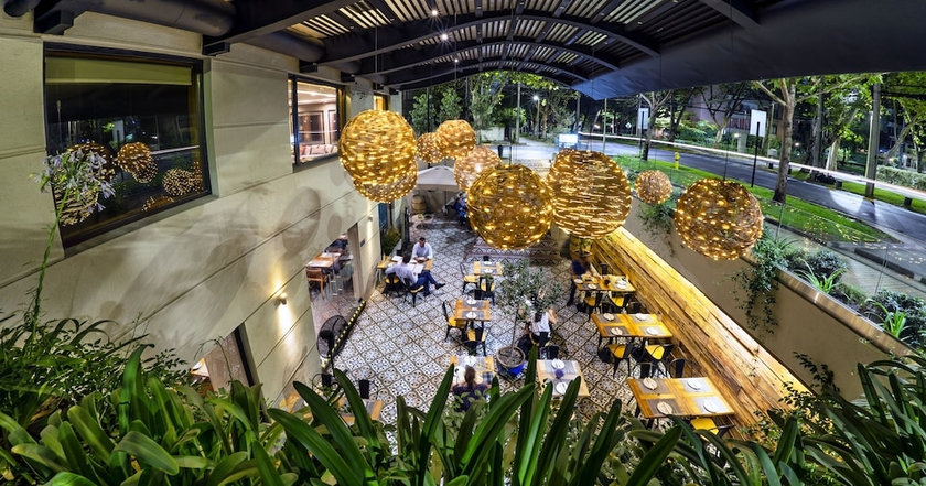 Imagen del bar/restaurante del Hotel Rugendas By Time. Foto 3