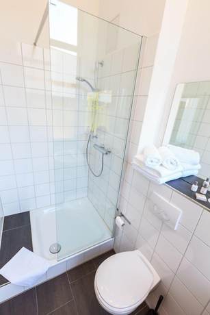 Imagen de la habitación del Hotel Ruhr Inn. Foto 11