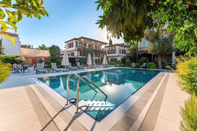 Imagen de la piscina del Hotel RuinAdalia - Adults Only. Foto 13