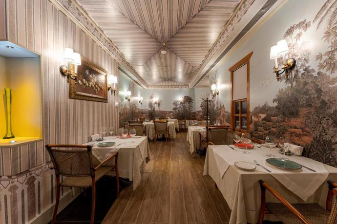 Imagen del bar/restaurante del Hotel RuinAdalia - Adults Only. Foto 2