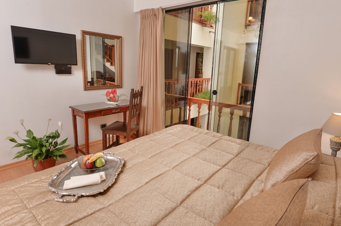 Imagen de la habitación del Hotel Ruinas. Foto 10