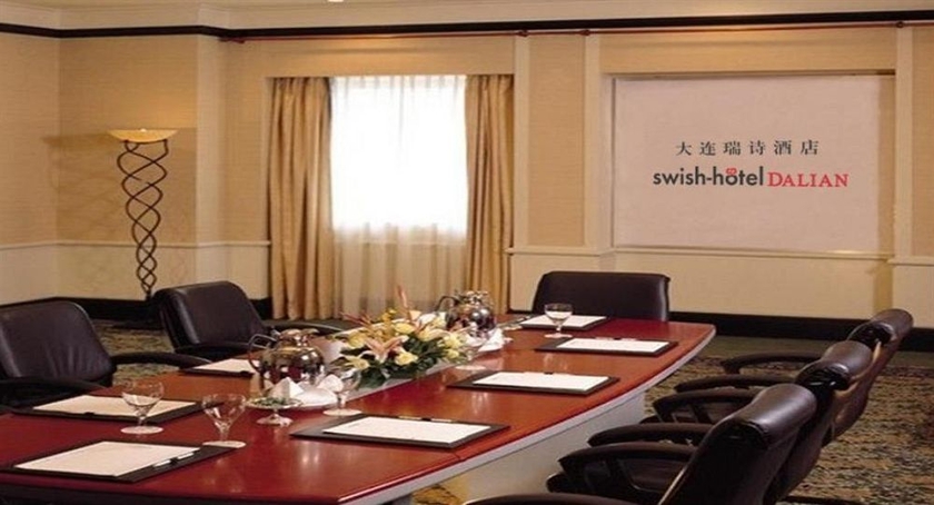 Imagen de los interiores del Hotel Ruishi Dalian. Foto 4