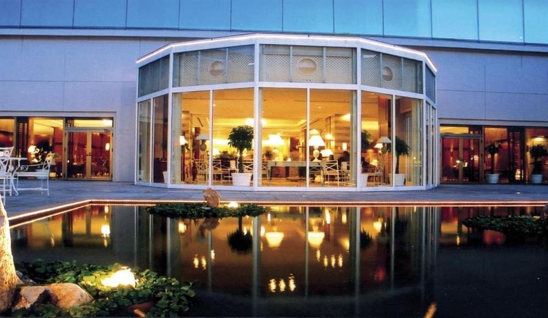 Imagen de los exteriores del Hotel Ruishi Dalian. Foto 2