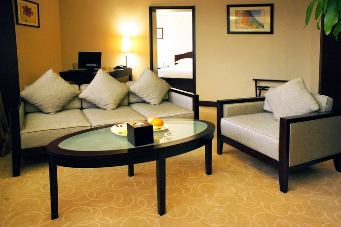 Imagen de los interiores del Hotel Ruitai Hongqiao. Foto 13