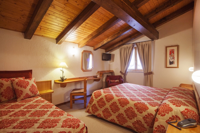 Imagen de la habitación del Hotel Ruitor. Foto 6