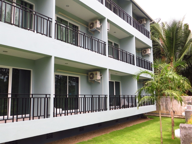 Imagen de los exteriores del Hotel Ruk Cozy Khao Lak. Foto 11