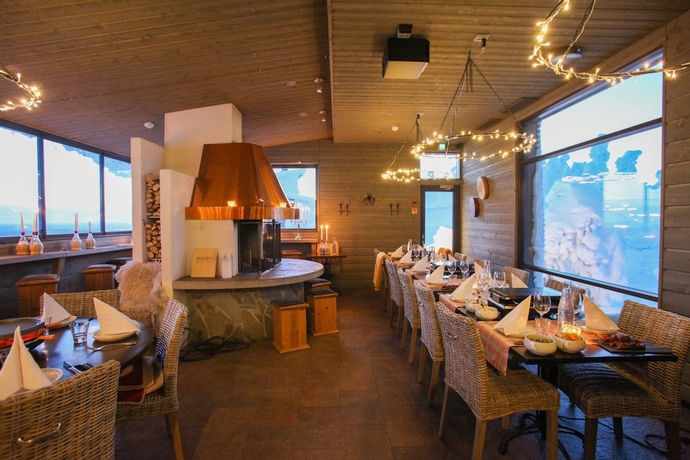 Imagen del bar/restaurante del Hotel Ruka Peak. Foto 4