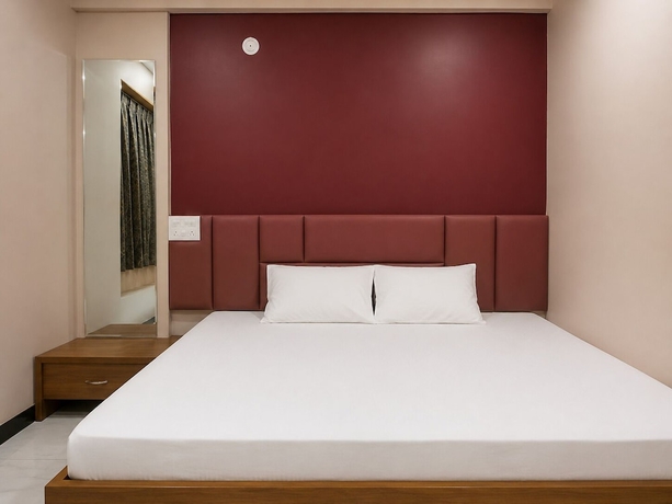 Imagen de la habitación del Hotel Rukhmani Residency. Foto 11