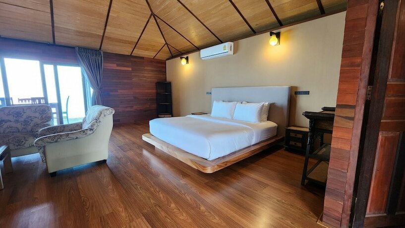 Imagen de la habitación del Hotel Ruknam Resort. Foto 11