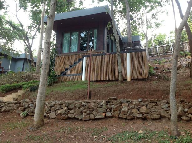 Imagen de la habitación del Hotel Ruknam Resort. Foto 17