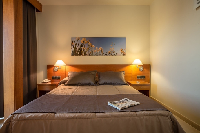 Imagen de la habitación del Hotel Rull. Foto 4