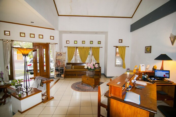Imagen de los interiores del Hotel Rumah Asri Bed and Breakfast. Foto 32