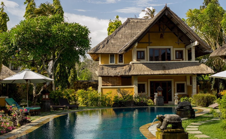 Imagen de la piscina del Hotel Rumah Bali. Foto 16