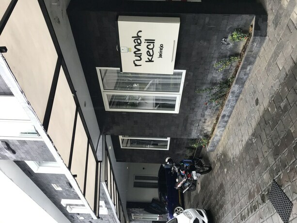 Imagen general del Hotel Rumah Kecil Jatirejo. Foto 6