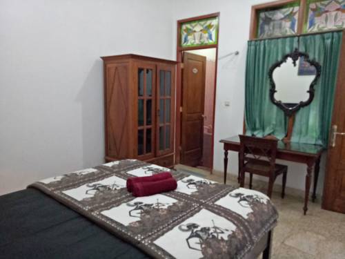 Imagen de la habitación del Hotel Rumah Panjaitan. Foto 6