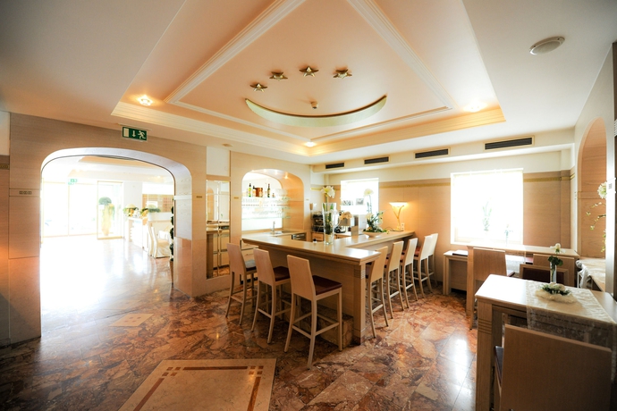 Imagen de los interiores del Hotel Rumer Hof. Foto 14