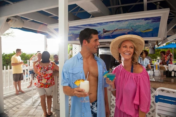 Imagen de los exteriores del Hotel Rumfish Beach Resort By Tradewinds. Foto 6