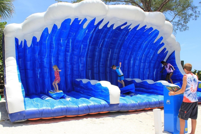 Imagen de los exteriores del Hotel Rumfish Beach Resort By Tradewinds. Foto 13