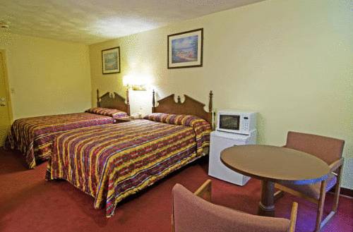 Imagen de la habitación del Hotel Rumford Motor Inn. Foto 7