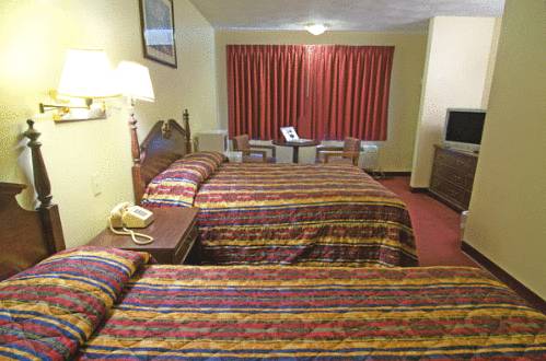 Imagen de la habitación del Hotel Rumford Motor Inn. Foto 8