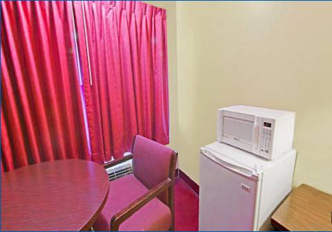 Imagen de la habitación del Hotel Rumford Motor Inn. Foto 13