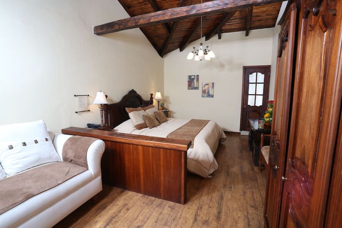 Imagen de la habitación del Hotel Rumipamba de las Rosas. Foto 17