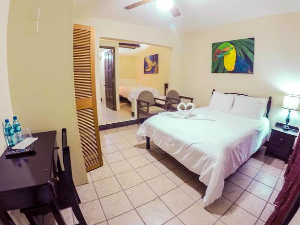 Imagen de la habitación del Hotel Rumors Resort. Foto 4