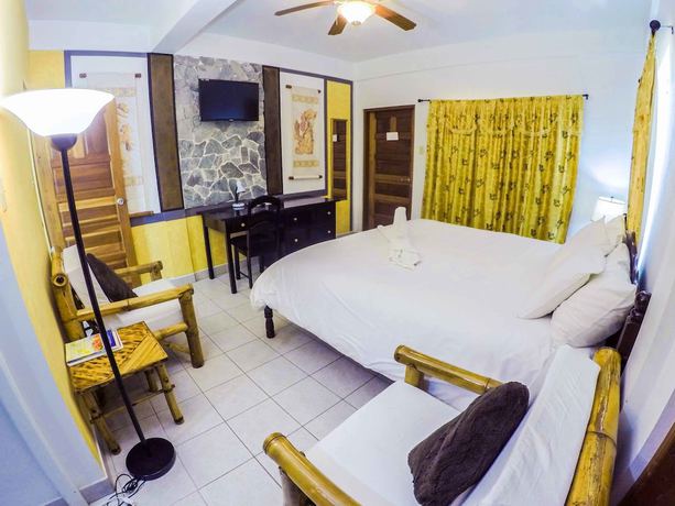 Imagen de la habitación del Hotel Rumors Resort. Foto 8