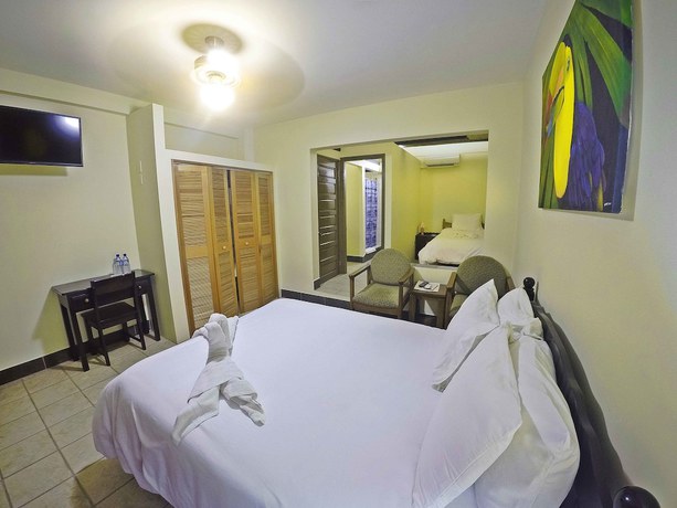 Imagen de la habitación del Hotel Rumors Resort. Foto 9