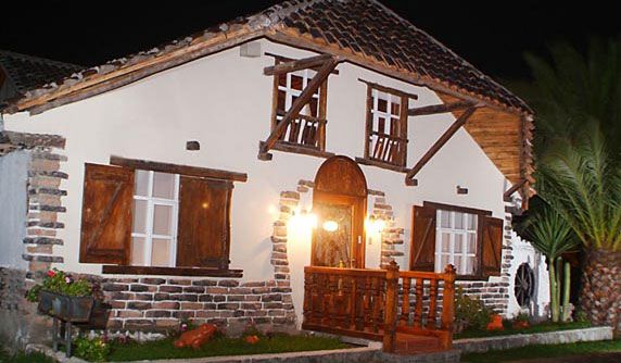 Imagen de los exteriores del Hotel Rumpiamba De Las Rosas. Foto 7