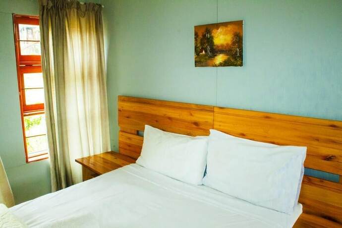 Imagen general del Hotel Run N' Fire Garden Court. Foto 3